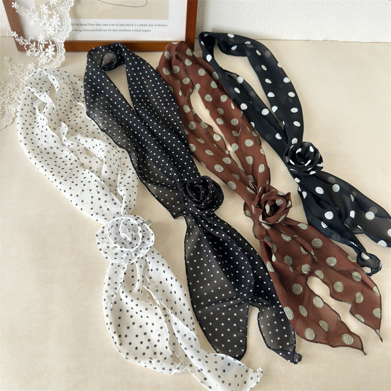 Haarelastiekje van stippenstof - Travel Accessories For Young Women recensie en prijs