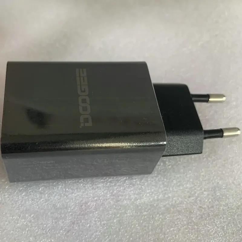 Power Adapter Voor Doogee V20  - Travel Accessories Inc recensie en prijs
